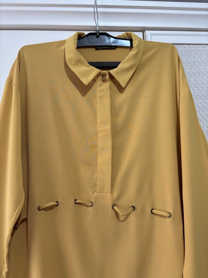 Sarı Düğmeli Uzun Kollu Salaş Tunik - Görsel 3