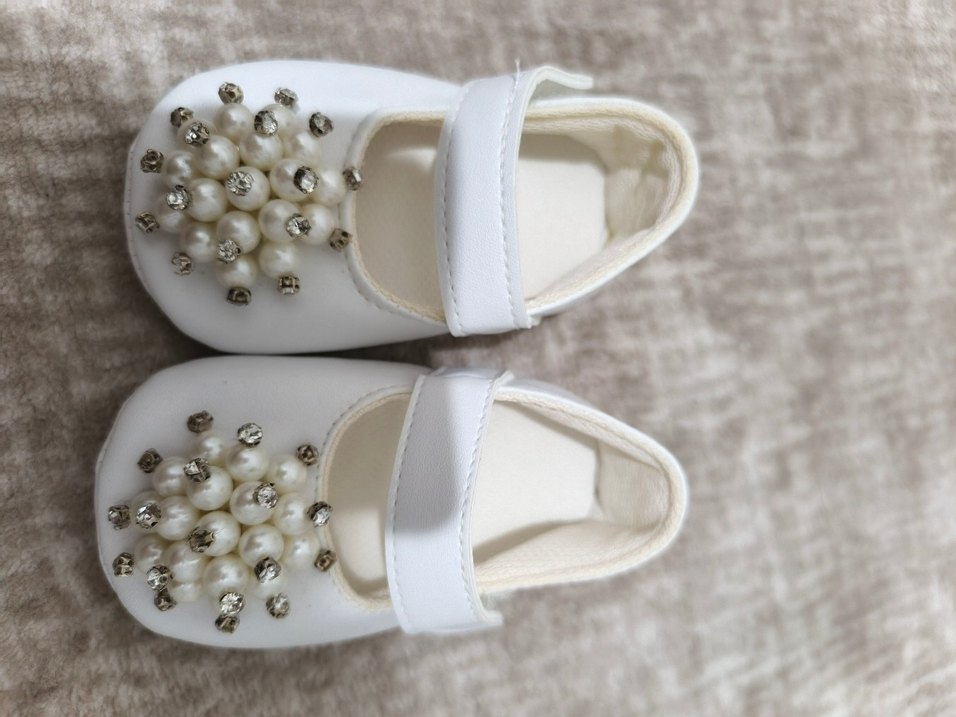 İnci ve Taş İşlemeli Beyaz Kız Babet - Görsel 3