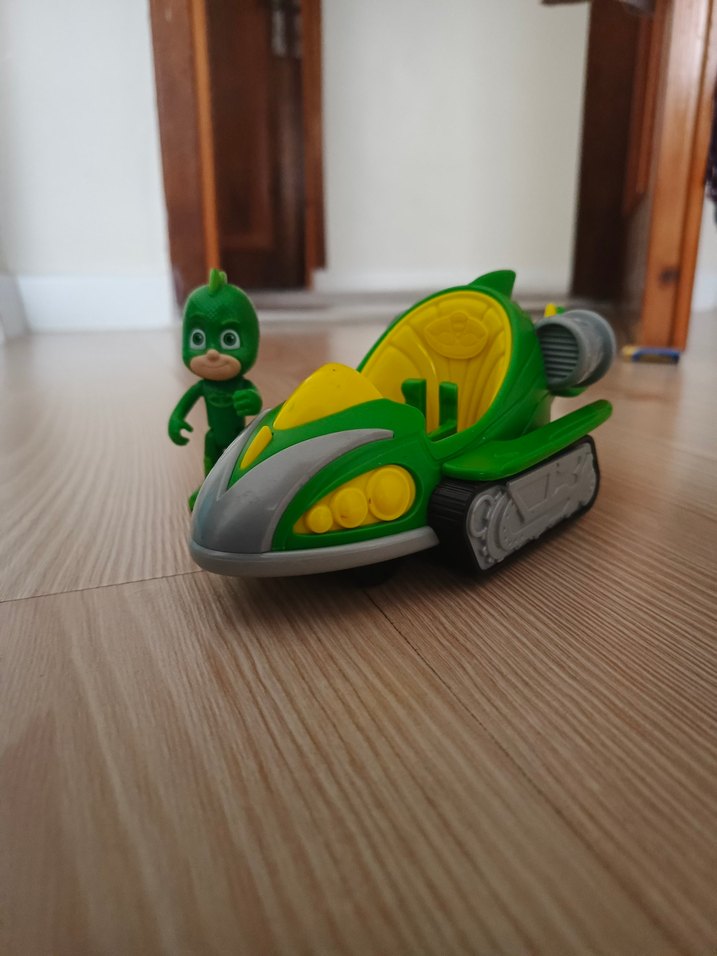 pj maskeliler araba ve figür - Görsel 2