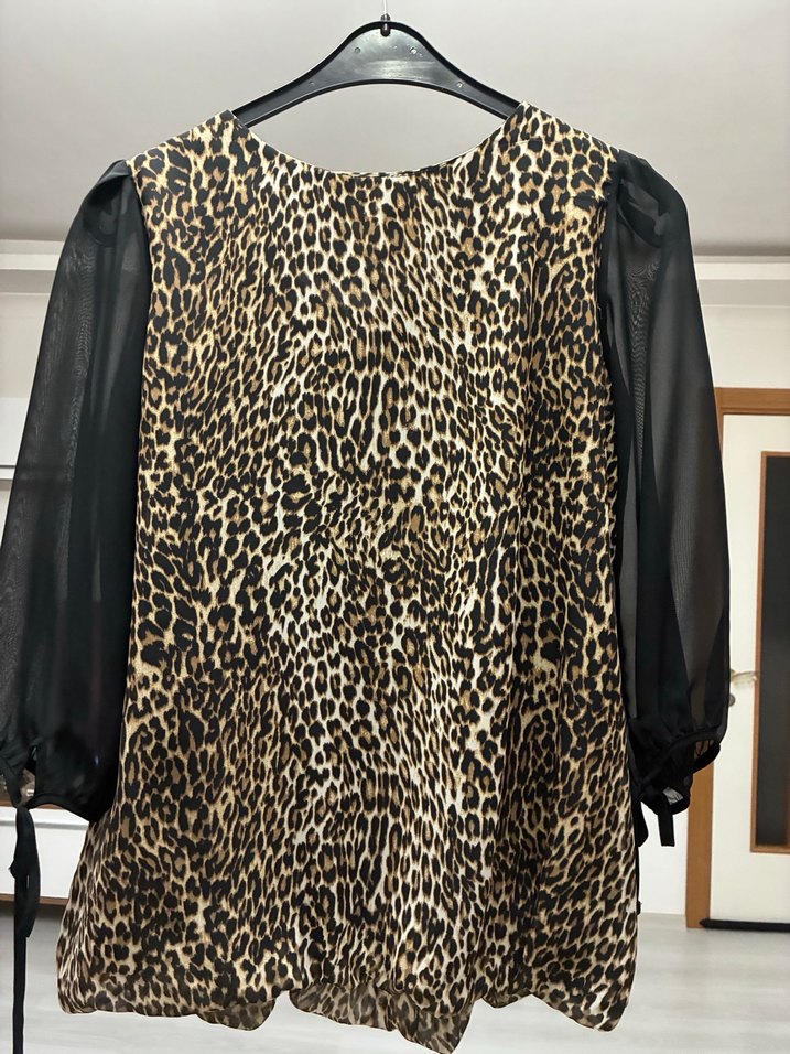 Kahverengi Leopar Desenli Tül Kollu Bluz - Görsel 2
