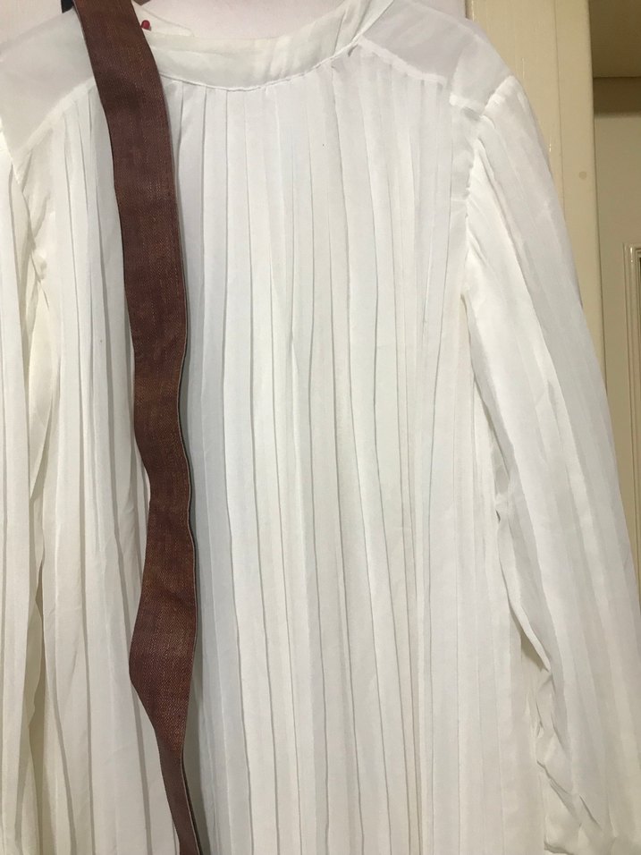 Beyaz Pileli Uzun Keten Elbise - Görsel 2