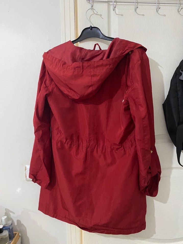 Bordo Kadın Midi Boy Düğmeli Yağmurluk - Görsel 2