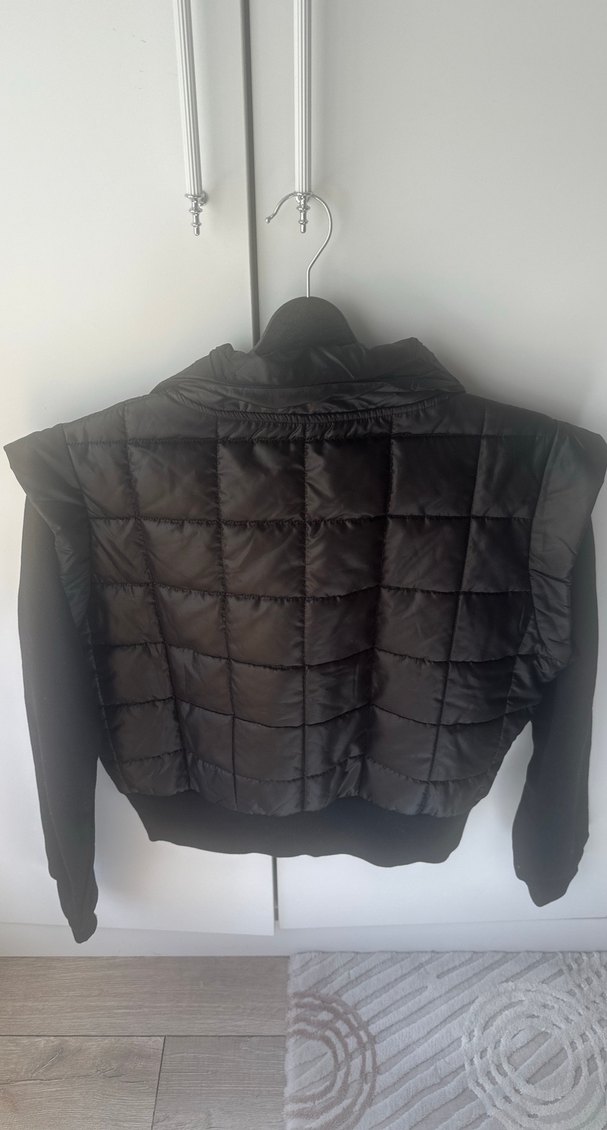 Siyah Kısa ve Fermuarlı Kadın sweat - Görsel 3