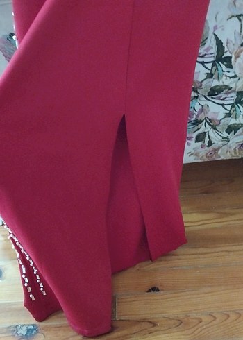 İnci İşlemeli Kırmızı Uzun Abiye Elbise - Görsel 5