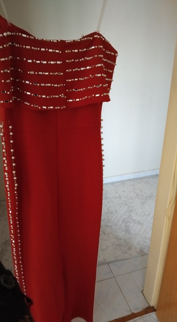 İnci İşlemeli Kırmızı Uzun Abiye Elbise - Görsel 3