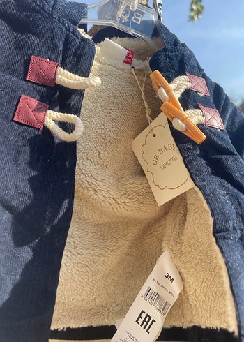 Erkek Çocuk Siyah Kürklü Ceket - Görsel 2