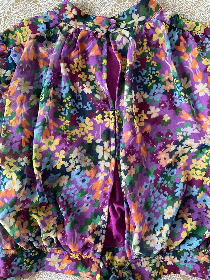 Çiçek Desenli Uzun Kollu Şifon Bluz - Görsel 3