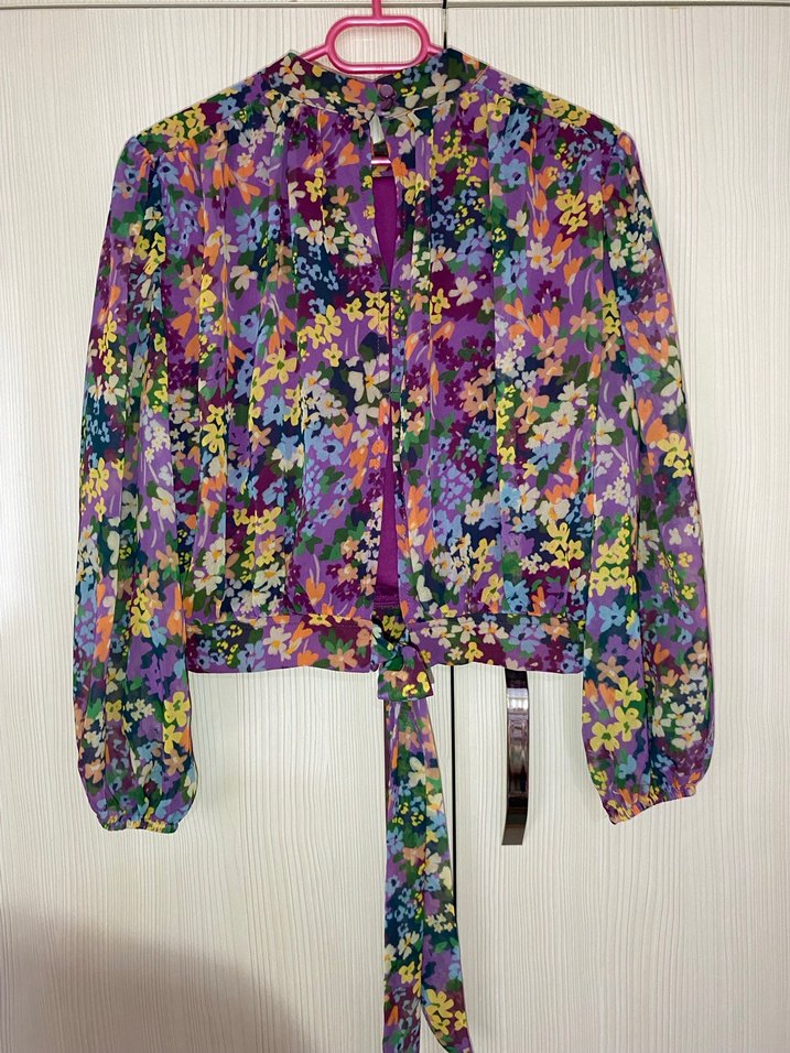 Çiçek Desenli Uzun Kollu Şifon Bluz - Görsel 2