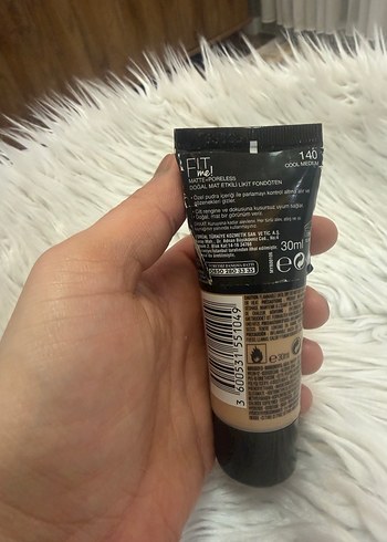 Maybelline Fit Me Matte + Poreless Fondöten 140 Cool Medium - Görsel 2