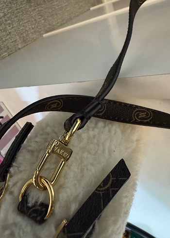 Vakko Beyaz Peluş Kadın Omuz Çantası - Görsel 5