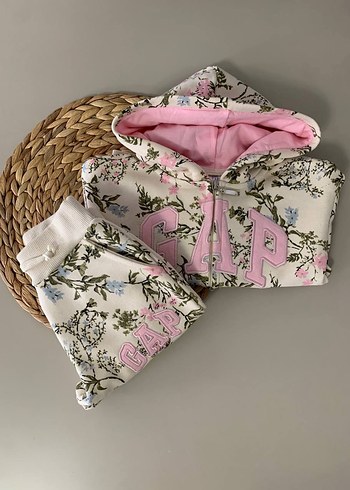 Kapüşonlu Takım - Görsel 2