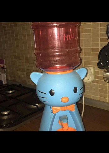 Mavi Renkli Çocuk su sevili - Görsel 5