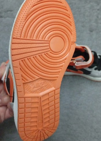 Air Jordan Erkek Çocuk Gri Spor Ayakkabı - Görsel 4