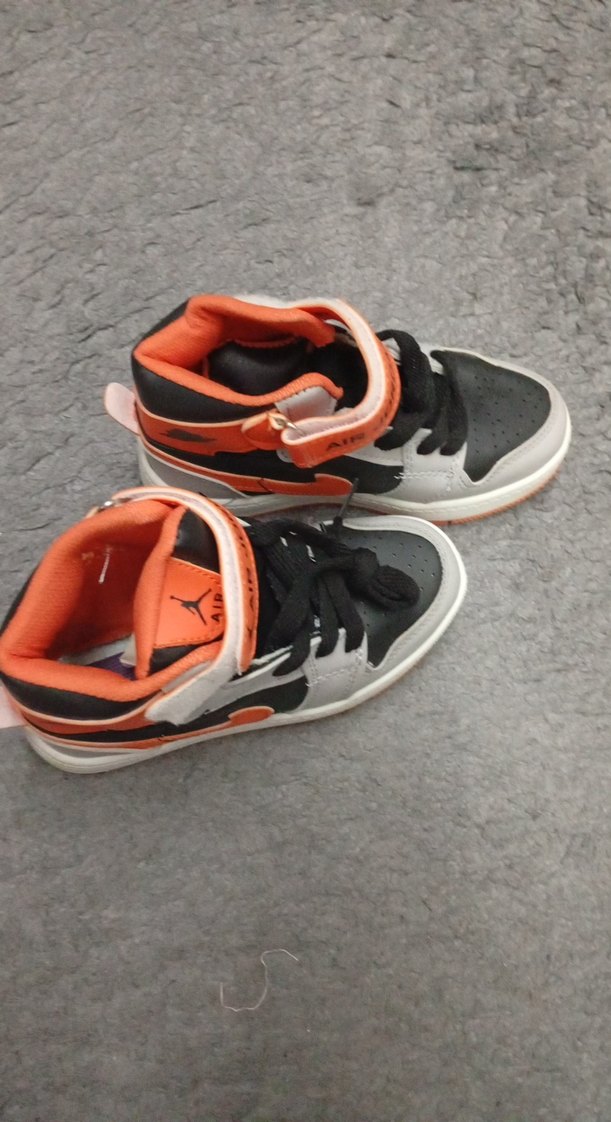 Air Jordan Erkek Çocuk Gri Spor Ayakkabı - Görsel 2