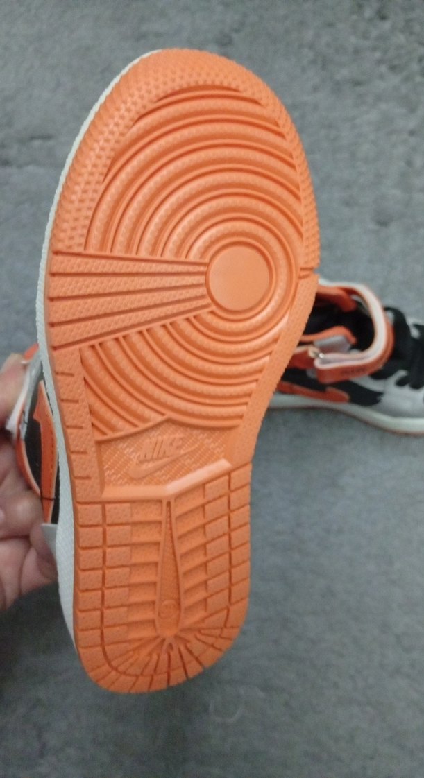 Air Jordan Erkek Çocuk Gri Spor Ayakkabı - Görsel 4