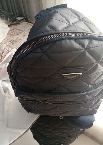 lacivert Yılan Desenli Kadın Sırt Çantası ışıktan dola - Görsel 5