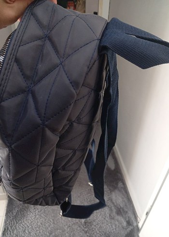 lacivert Yılan Desenli Kadın Sırt Çantası ışıktan dola - Görsel 6