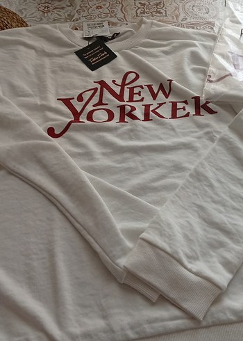 Beyaz Uzun Kollu New Yorker Sweatshirt. - Görsel 3