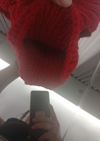 Kadın Kırmızı Örgü Bere - Görsel 3