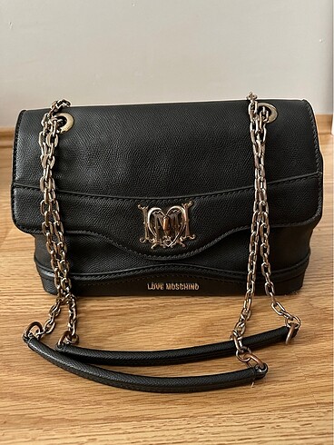 Love moschino zincirli askılı