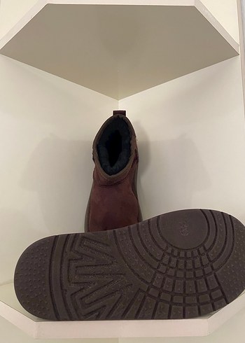 Kahverengi Süet Kadın Dolgu Topuk Ugg Bot - Görsel 3