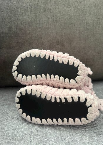 Kız Çocuk Pembe Örgü Sıcak Ev Botu - Görsel 5