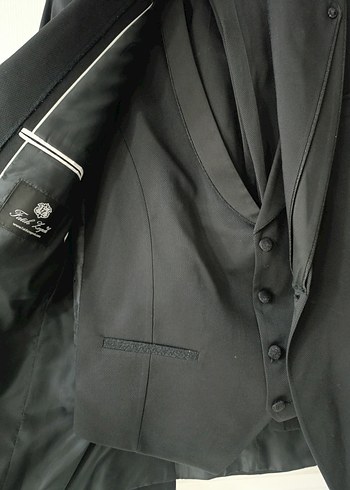 Düğmeli Siyah Erkek Takım Elbise - Görsel 2