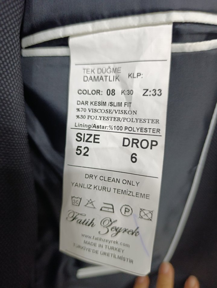 Düğmeli Siyah Erkek Takım Elbise - Görsel 3
