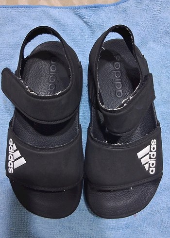 Adidas 28