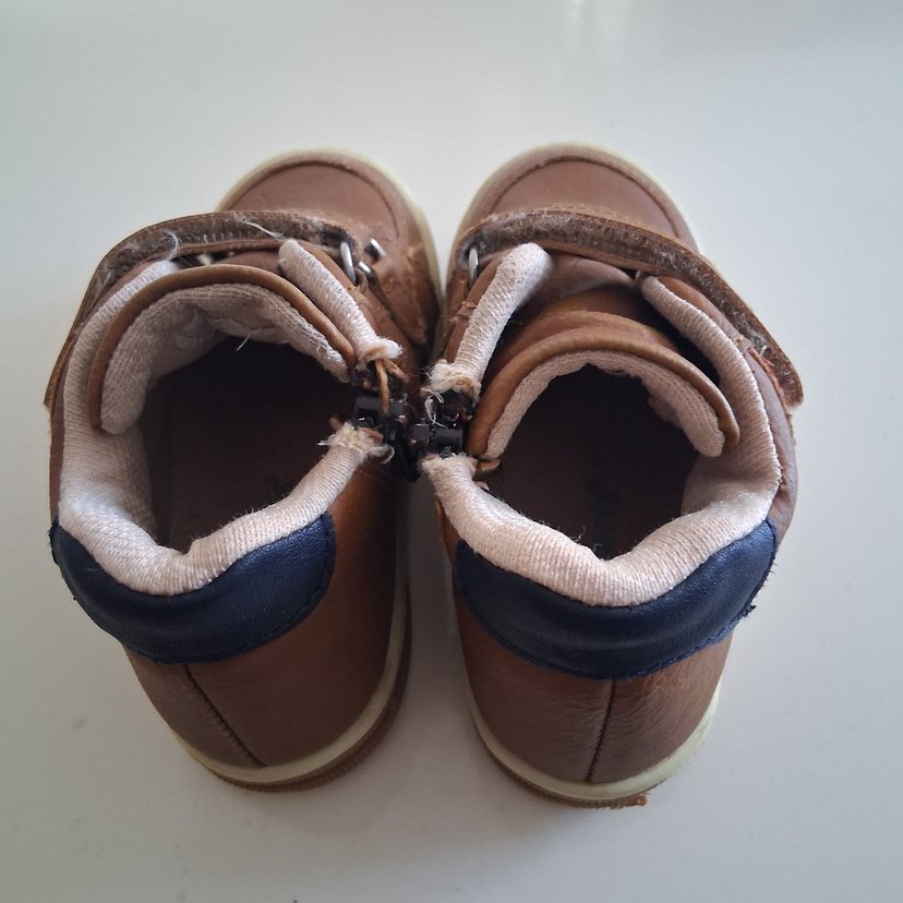 Kahverengi Tokalı Erkek Çocuk Botu 23 numara - Görsel 3