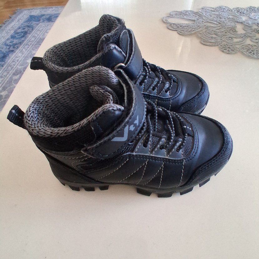 Siyah Erkek Çocuk Biker Bot 26 numara - Görsel 2