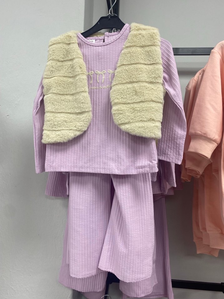 Kız Çocuk Pembe Örgü Yelek ve Uzun Kollu Üst - Görsel 2