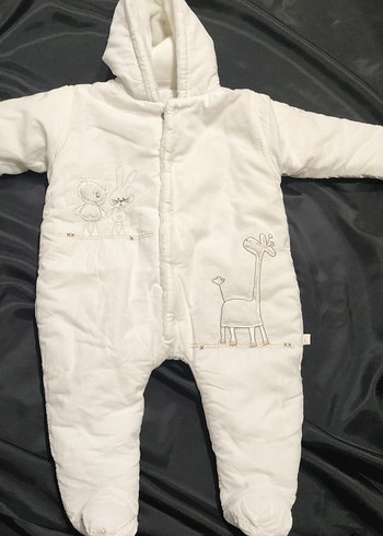 Marks & Spencer 6 Ay