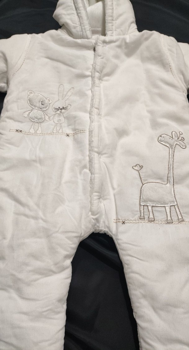 Beyaz Bebek Kız Tulum Nakışlı ve Kürklü - Görsel 2