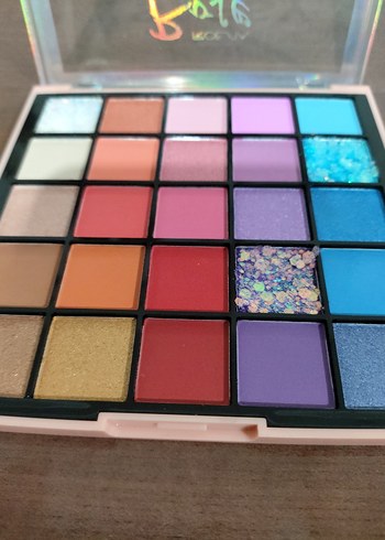 Renkli 25'li Göz Farı Paleti - Görsel 3