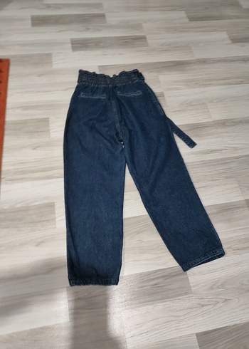 Kemerli Lacivert Kadın Bol Kesim Jean
STRADİVARİUS  Marka - Görsel 3