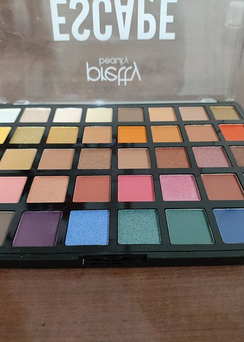 Pretty Beauty ESCAPE Artist Far Paleti - Görsel 2