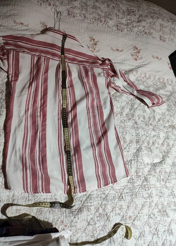 Düğmeli Pembe Çizgili Keten Gömlek - Görsel 3