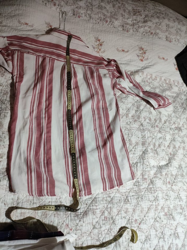 Düğmeli Pembe Çizgili Keten Gömlek - Görsel 3