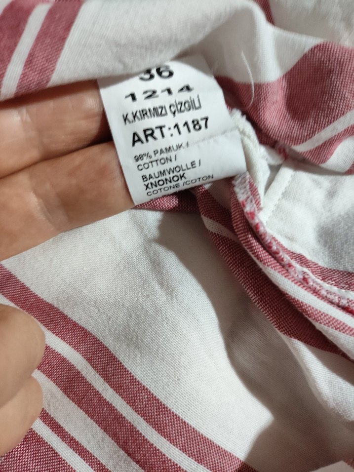 Düğmeli Pembe Çizgili Keten Gömlek - Görsel 4