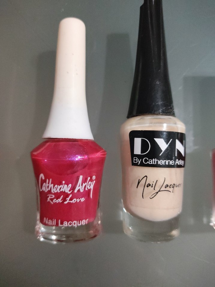 Kırmızı ve Beyaz Oje Seti - Görsel 4