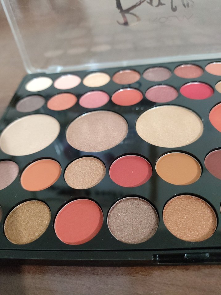 Rose Cosmetics Pembe Göz Farı ve Allık Paleti - Görsel 3