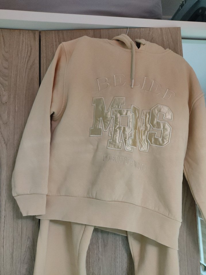 Bej Kapüşonlu Kız Sweatshirt ve Eşofman Takımı - Görsel 3