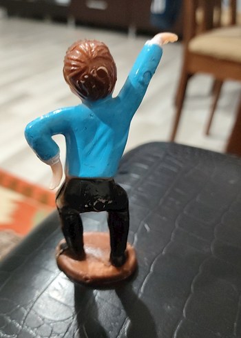 Mavi Gömlekli Figür ve Batman Anahtarlık - Görsel 2