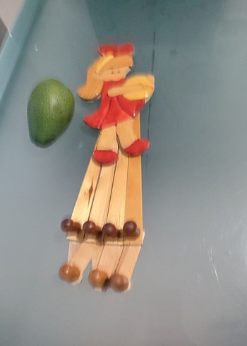 Renkli Ahşap Kız Figürlü Askılık - Görsel 7