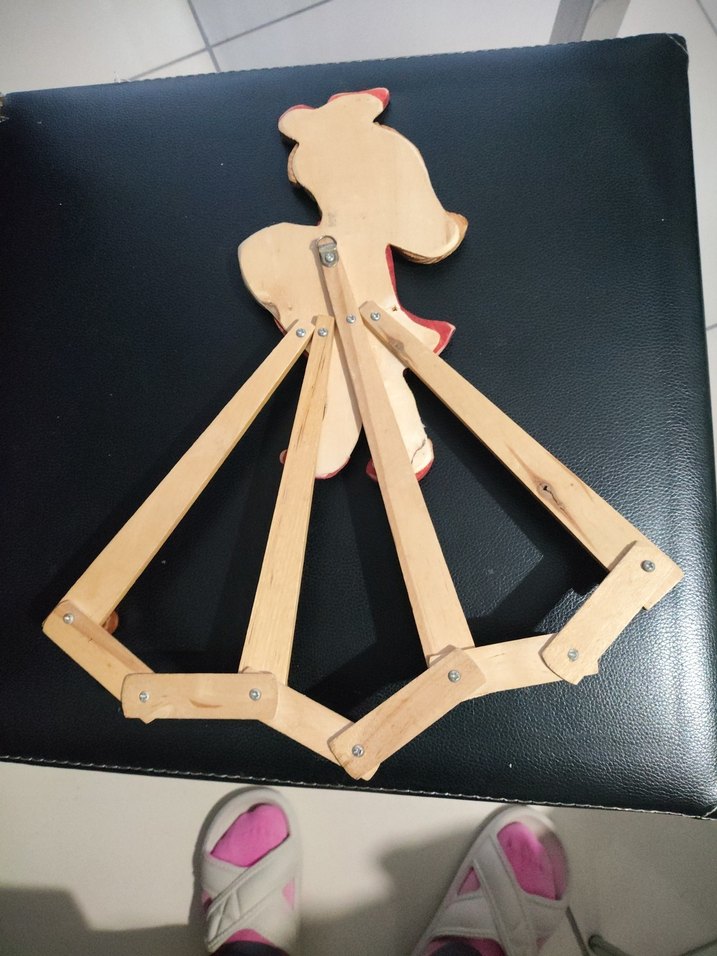 Renkli Ahşap Kız Figürlü Askılık - Görsel 4