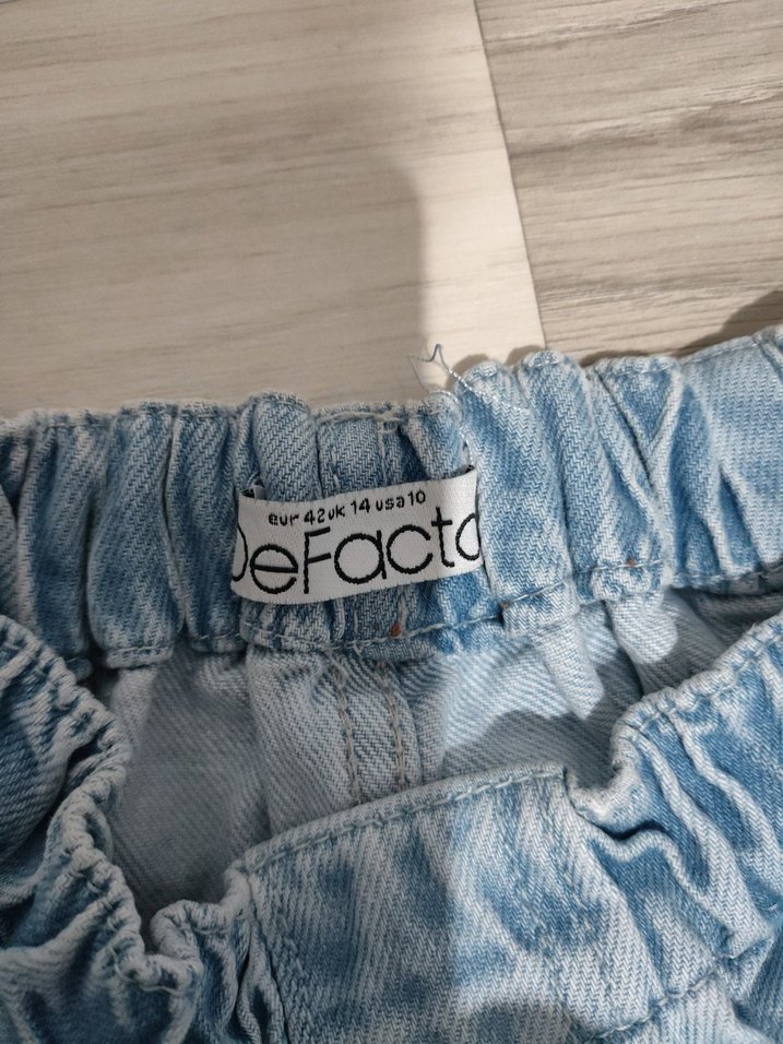 Açık Mavi Bol Kesim Kot Pantolon - Görsel 5