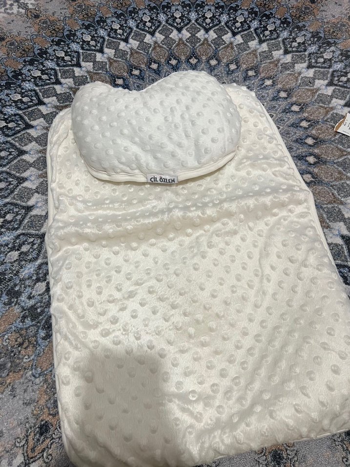 Bebek için Beyaz Noktalı Yumuşak Uyku Seti - Görsel 2