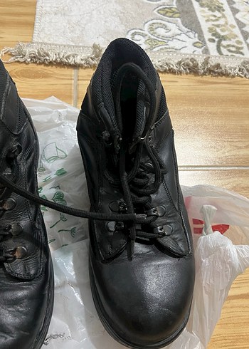 Siyah Bağcıklı Erkek Kauçuk Bot - Görsel 3