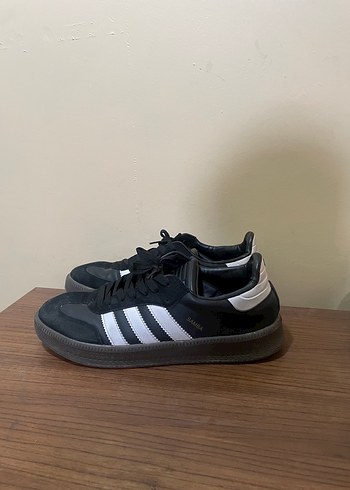 Adidas diğer